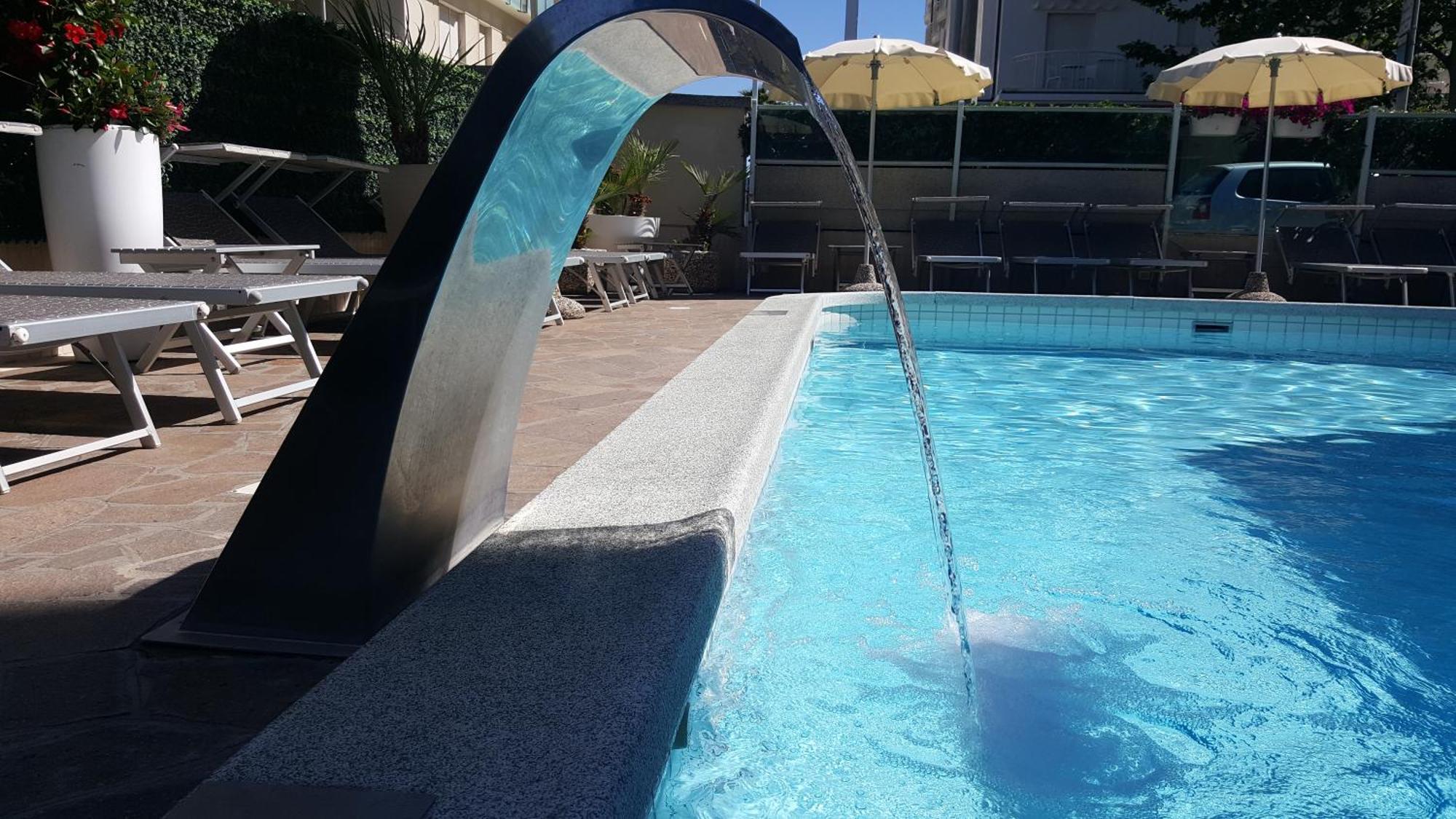 Hotel Poker Riccione Exterior foto